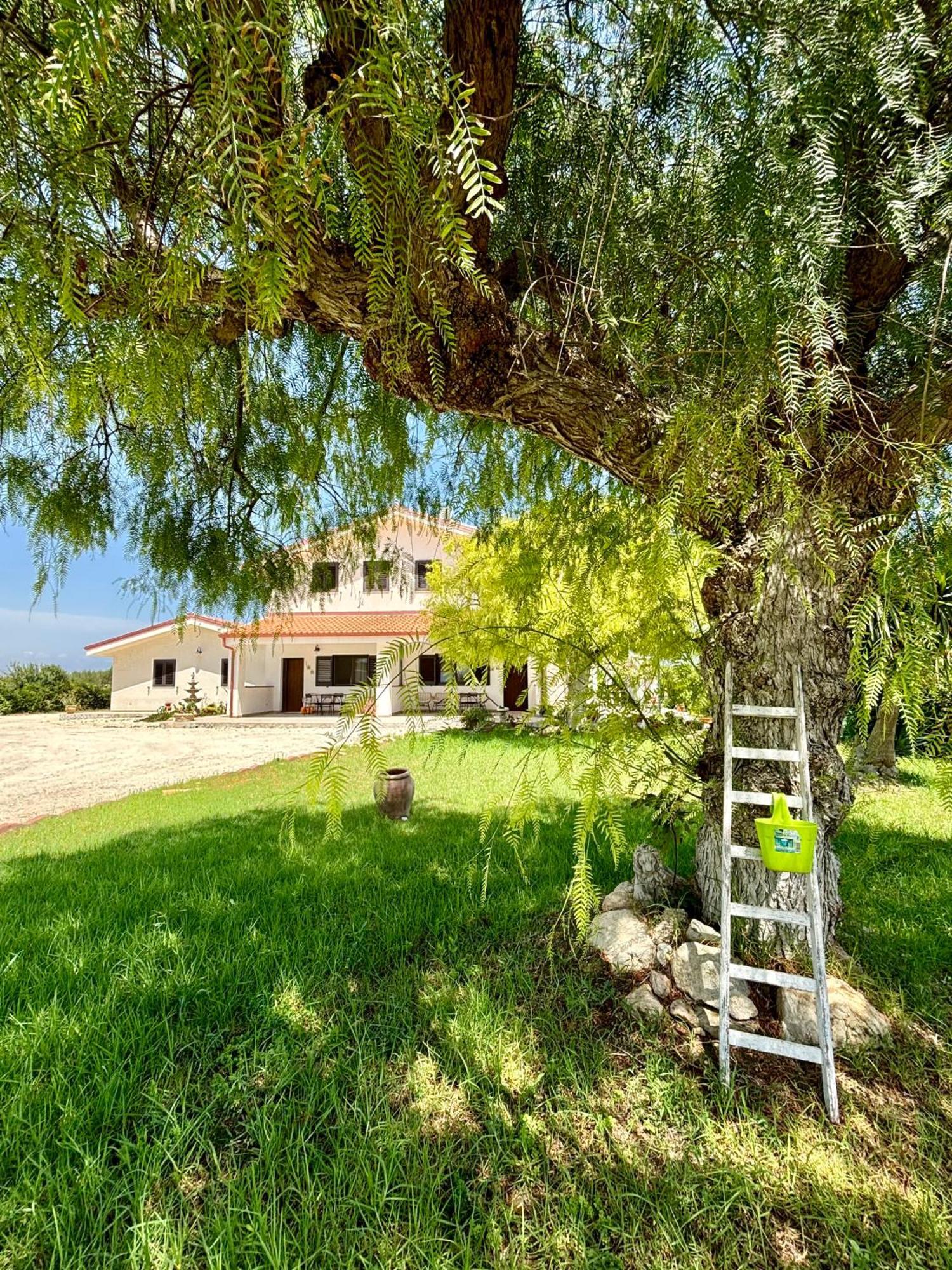 Villa Andrea San Lorenzo Noto Exterior photo